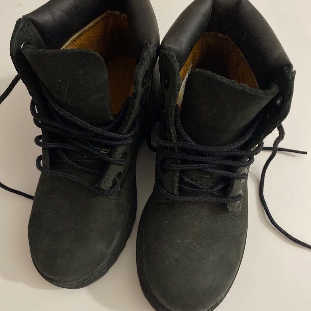 Kids timberland boots all black size 10.5
